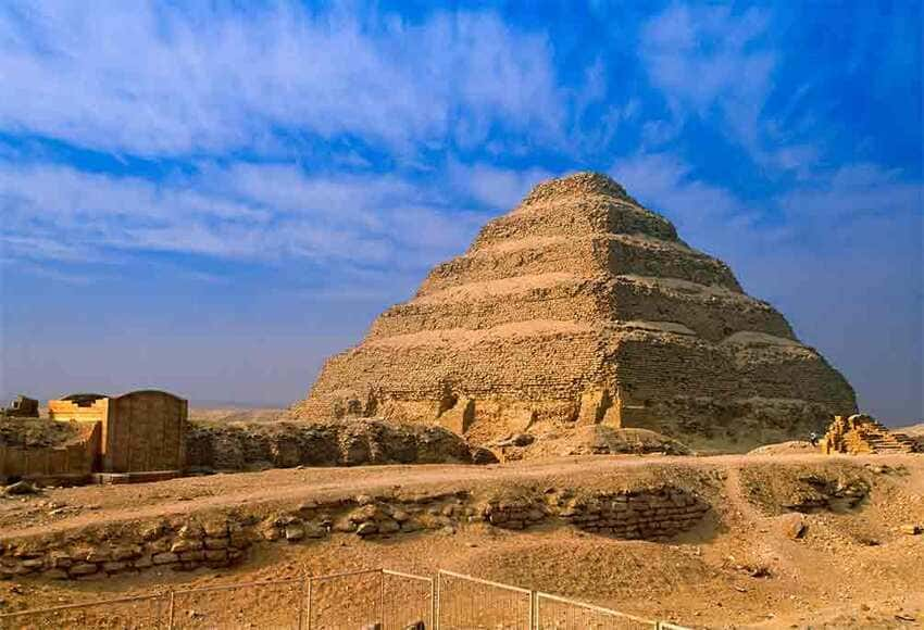 Cairo Ultra Tour-Sakkara and Museum of Egyptian Civilization